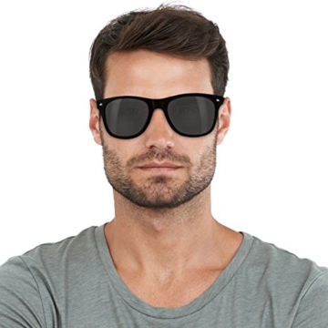 Navaris Wayfarer Sonnenbrille UV400 - Damen Herren Holz - Brille mit Bambus Bügeln - Holzbrille mit Etui - unterschiedliche Farben - 6